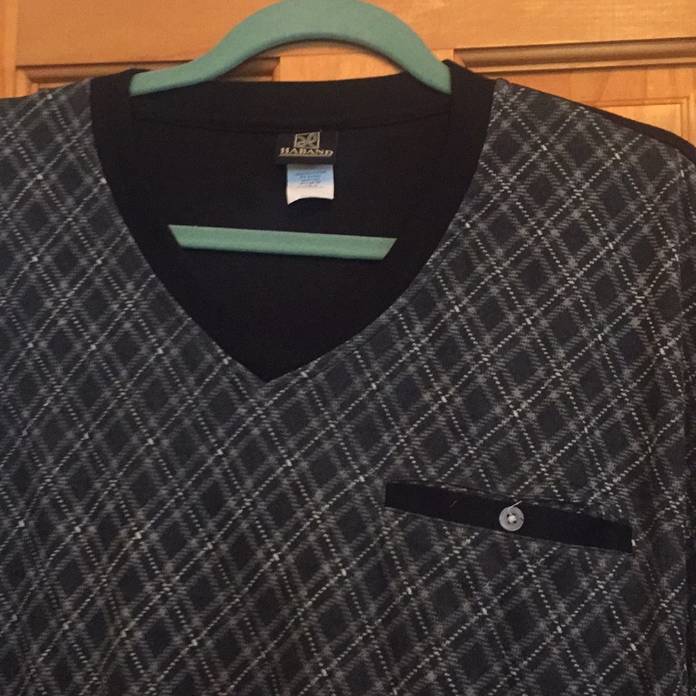 Men’s lightweight sweater - perfect for grandpa!!! - Picture 2 of 2